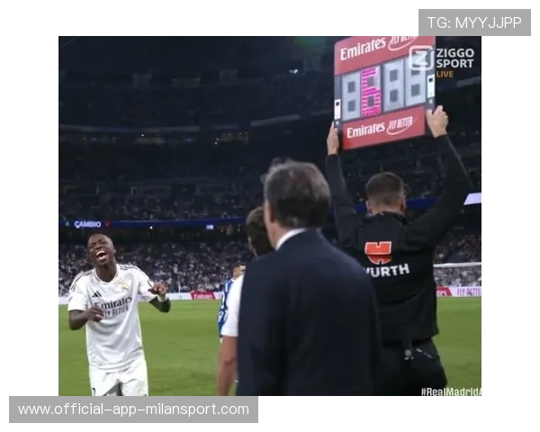 沙特联赛开出重金合同，维尼修斯转会成焦点，沙特队规划球员